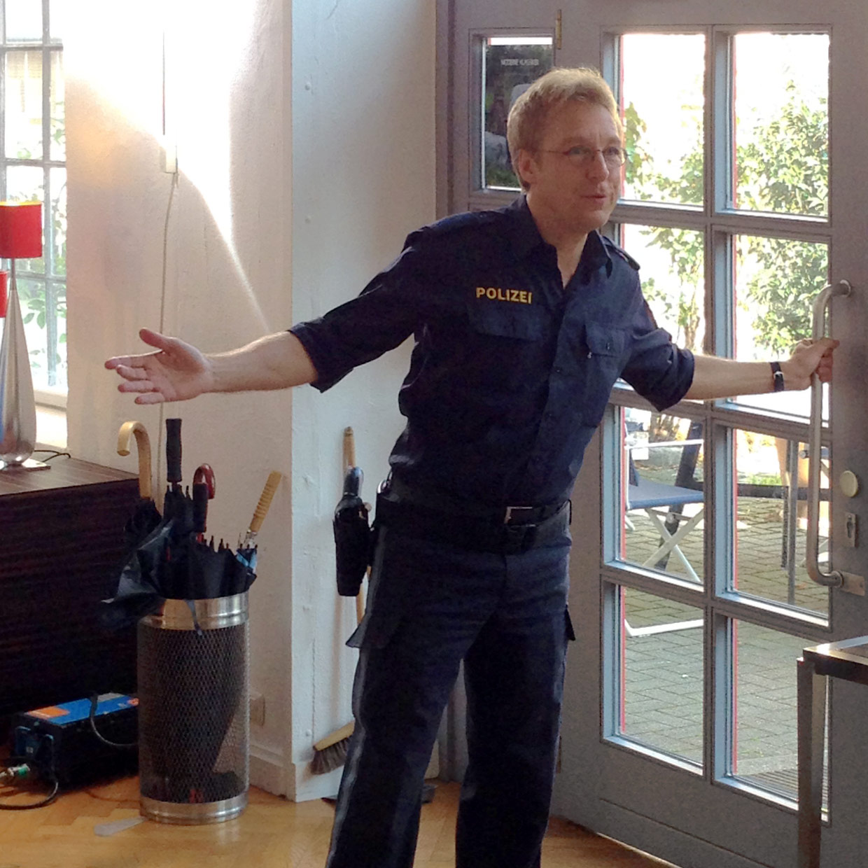 NEUE WOHNKULTUR | AUSSTELLUNG | Dreharbeiten zu Rosenheim Cops