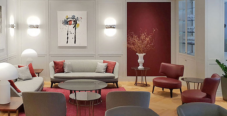 Planung & komplette Realisierung von Boden, Innenausbau, Licht, Decke, Möbel